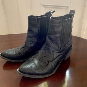 Free People Chelsea style western boots